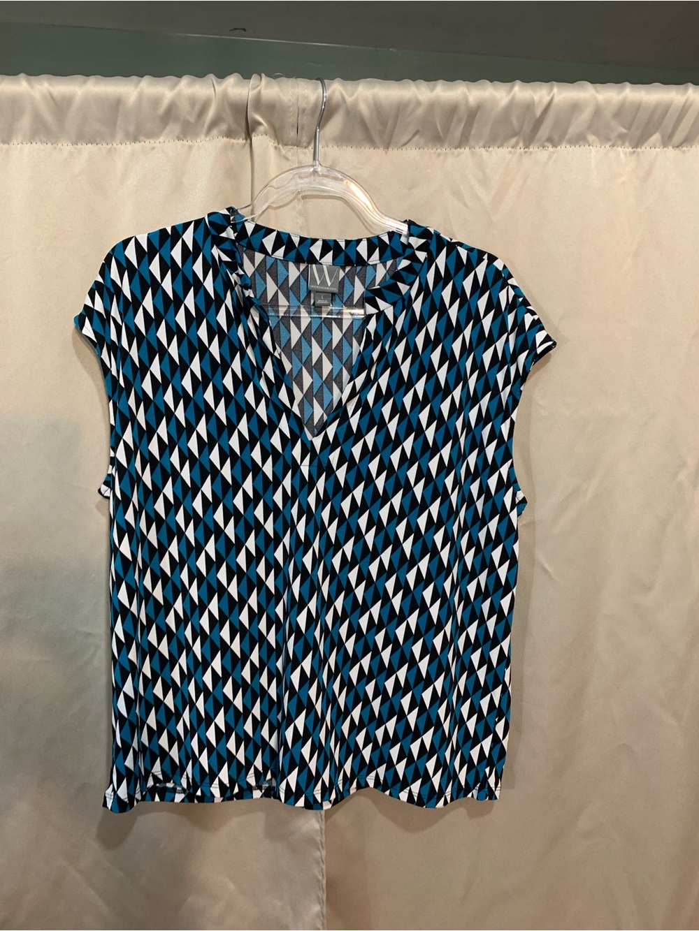 Worthington Black, Blue & White Geometric Cap-Sleeve V-Neck Top #57/1